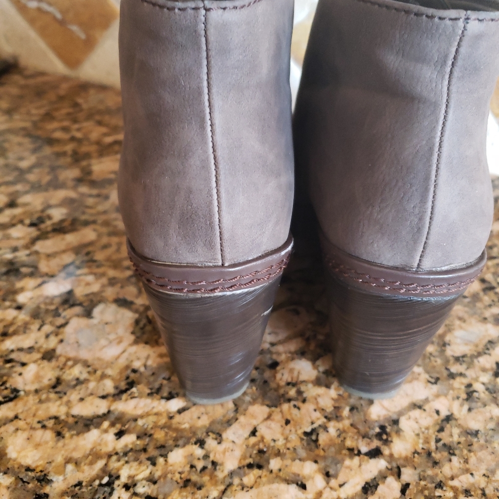 Booties - Picture 3 of 8
